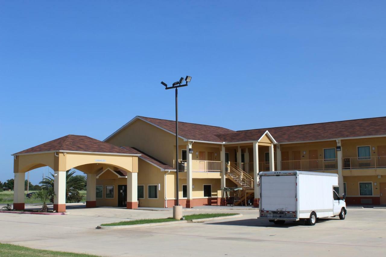 Horizon Inn & Suites Pearsall 外观 照片